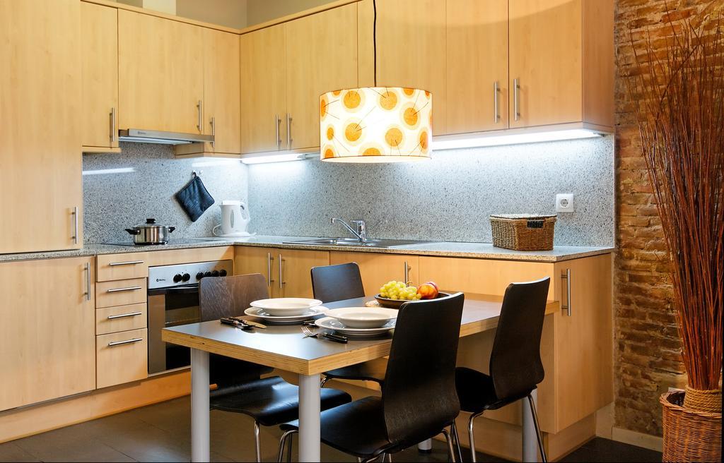 Inside Barcelona Apartments Esparteria Екстериор снимка