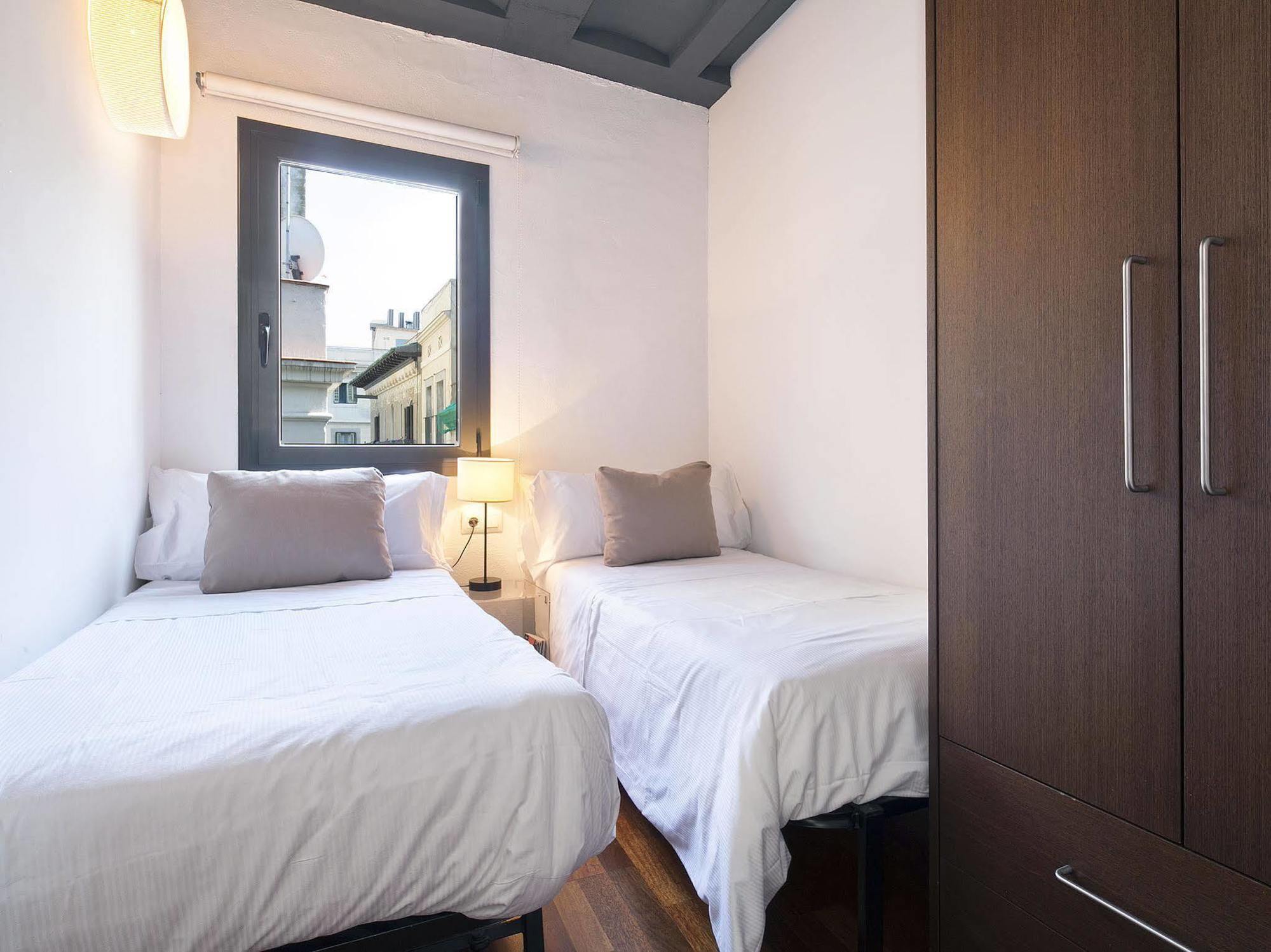 Inside Barcelona Apartments Esparteria Екстериор снимка