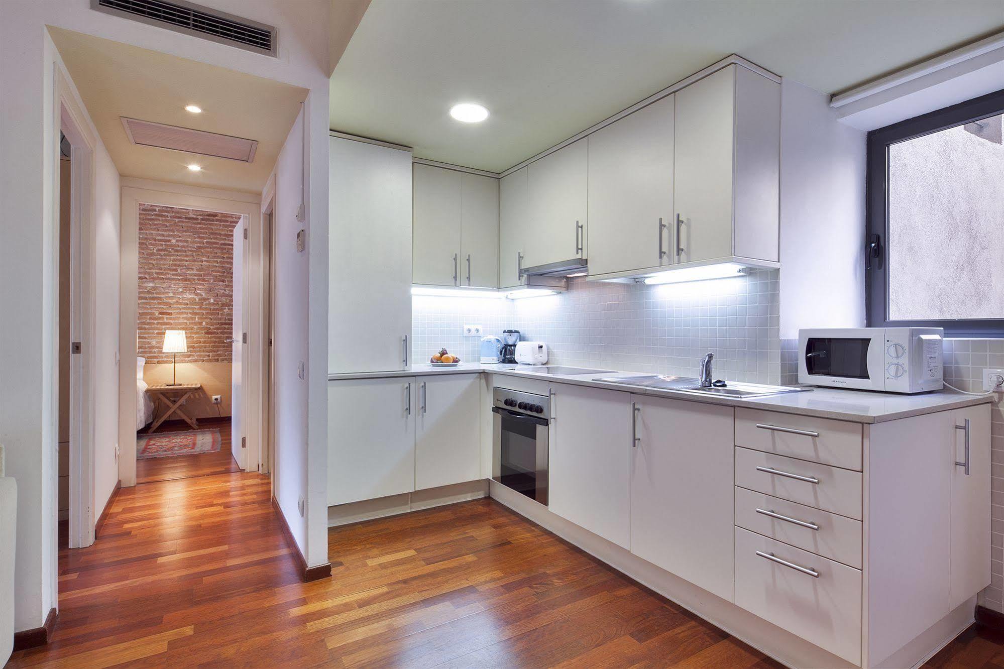 Inside Barcelona Apartments Esparteria Екстериор снимка